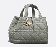 Medium Dior Toujours Bag Stone Gray Macrocannage Calfskin size 28.5cm - 1