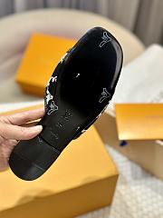 Louis Vuitton Neo Revival Flat Mule Black 1ACSEQ - 6