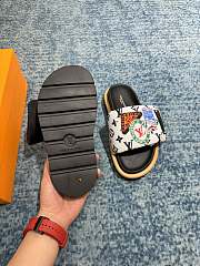 Louis Vuitton Pool Pillow Comfort Mule 02 - 3