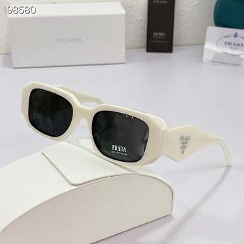 Prada Sunglasses No3 SPR17WS Size 51x20x145