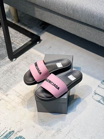 Balenciaga Pool Slide Sandal In Black Pink
