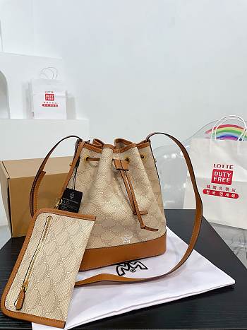 Sale MCM Bag 02