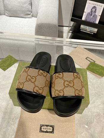 Gucci Slide Sandal Black Brown