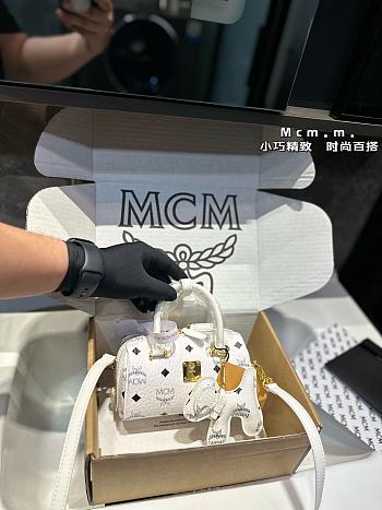 Sale MCM Bag 06