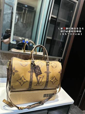 Sale Louis Vuitton Bags 77