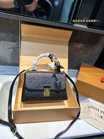 Sale Louis Vuitton Bags 81