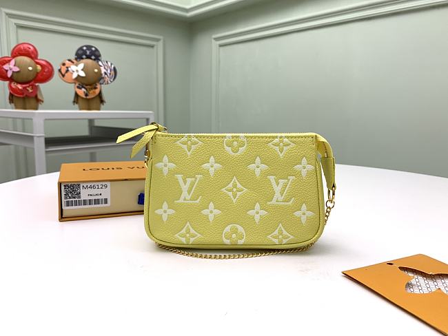 Sale Louis Vuitton Bags 93 - 1