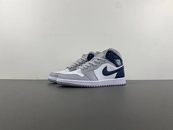 Air Jordan 1 Mid Wolf Grey Midnight Navy DQ8426-104