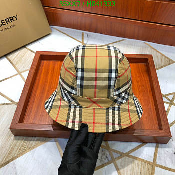 Burberry Big Brim Hat H041333
