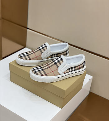Burberry Sneaker 0599