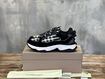 Burberry Sneaker Black No2