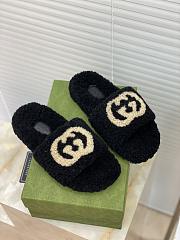 Gucci Slides Fur Black - 5