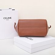 Celine Bag Brown 111013 Size 22x17x15cm - 5