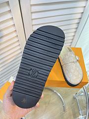 Louis Vuitton Cosy Flat Comfort Clog Cream 1AB3OQ - 6