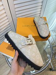 Louis Vuitton Cosy Flat Comfort Clog Cream 1AB3OQ - 5