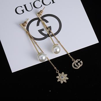 Gucci Earrings Gold Flowers Pearl 15