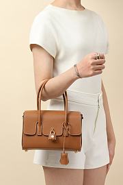 Hermes Crossbody Bag Brown Size 22x15x8CM - 2
