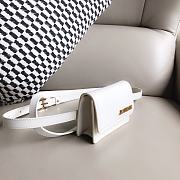 Jacquemus Le Cienture Bello Waist Bag White Size 12x9x3cm - 4