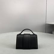 Jacquemus Mini Bag 2056 Black Size 11x5x6.5cm - 4