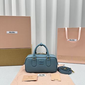 Sale Miu Miu Bag 43 Size 35x13x23CM