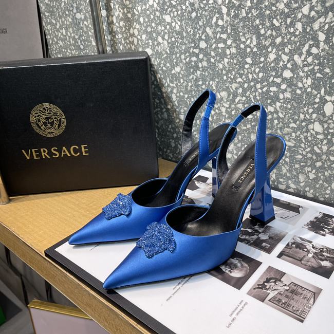Versace La Medusa 12mm Slingback Pumps Blue - 1