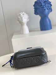 Louis Vuitton Avenue Slingbag Grey 20*31*10CM - 2