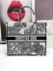 Dior Black and White Book Tote B930323 Size 42cm - 1