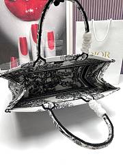 Dior Black and White Book Tote B930323 Size 42cm - 2