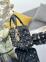 Dior Four-Square Star Pegs Black B930515 Size 20x16x8cm - 6