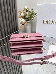 Dior Handbag Pink Lambskin B930556 Size 24x14 x7cm - 5