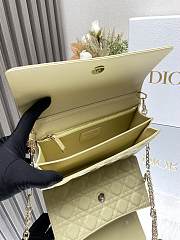 Dior Handbag Yellow Lambskin B930556 Size 24x14 x7cm - 3