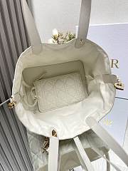 Dior Toujours Handbag White B930536 Size 28x19x21cm - 6