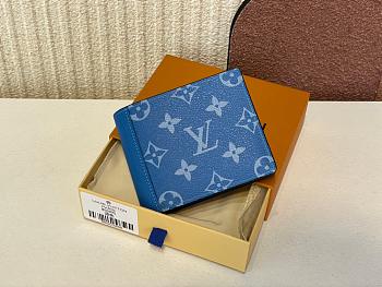 LV Multiple Wallet M30995  Size 11x5x1.5CM