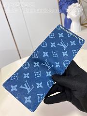 LV Slender Wallet M82798 Size 11x8.5x2CM - 2