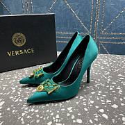 Versace Pointed Toe Jade Green Lacquer Leather Pumps - 4