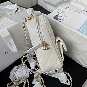 Chanel Bakcpack A410073753 White Size 18x13x9cm - 5