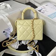 Chanel Cosmetic Bag AS3973B Avocado Size 12x15x8cm - 3