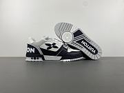Louis Vuitton LV trainer Velcro white and black - 4