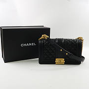 CHANEL Quilted CC GHW Boy 25 Chain Shoulder Bag A67086 Calfskin Leather Black  size 25x14x6.5cm - 1