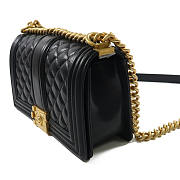CHANEL Quilted CC GHW Boy 25 Chain Shoulder Bag A67086 Calfskin Leather Black  size 25x14x6.5cm - 2