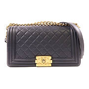 CHANEL CC GHW Boy 25 Chain Shoulder Bag Lambskin Leather Navy size 25x14.5x6cm - 1