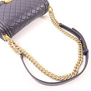 CHANEL CC GHW Boy 25 Chain Shoulder Bag Lambskin Leather Navy size 25x14.5x6cm - 4