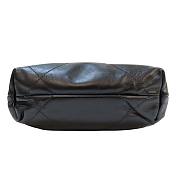 CHANEL Matelasse Chanel 22 So Black Shoulder Bag Lambskin Black size 18x20x7cm - 2