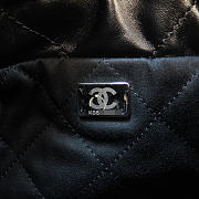 CHANEL Matelasse Chanel 22 So Black Shoulder Bag Lambskin Black size 18x20x7cm - 6
