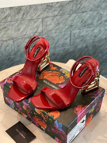 Dolce & Gabbana logo heels Red