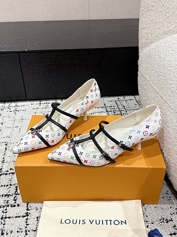 LouisVuitton25 Spring and Summer Pointed High Heels Eagle