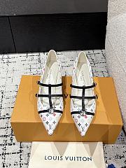 LouisVuitton25 Spring and Summer Pointed High Heels Eagle - 6
