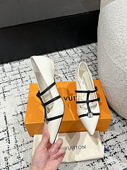 LouisVuitton25 Spring and Summer Pointed High Heels Eagle white - 4