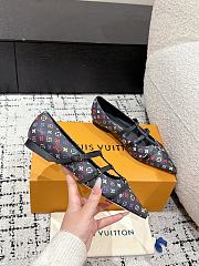LouisVuitton25 Spring and Summer Pointed High Heels Eagle black - 4