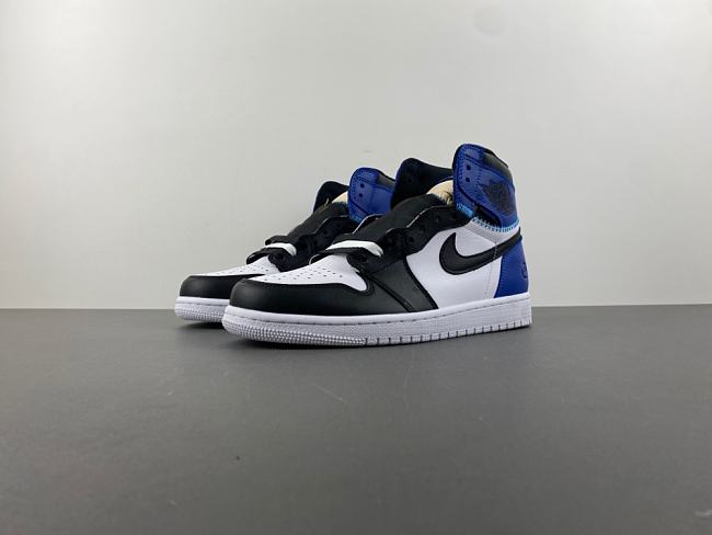 Air Jordan 1 Retro High OG  - 1